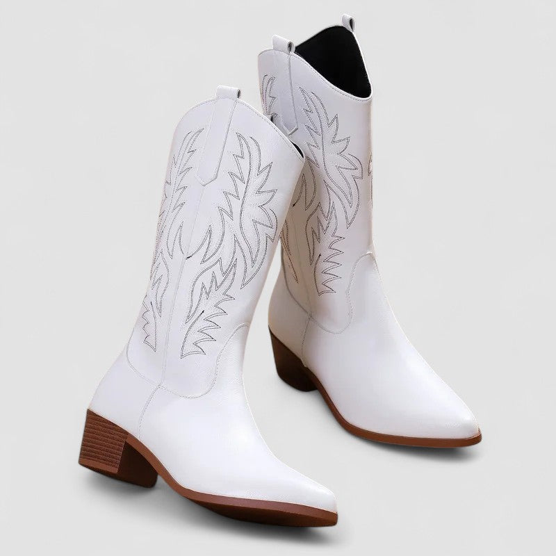 Sierra | Botas camperas bordadas