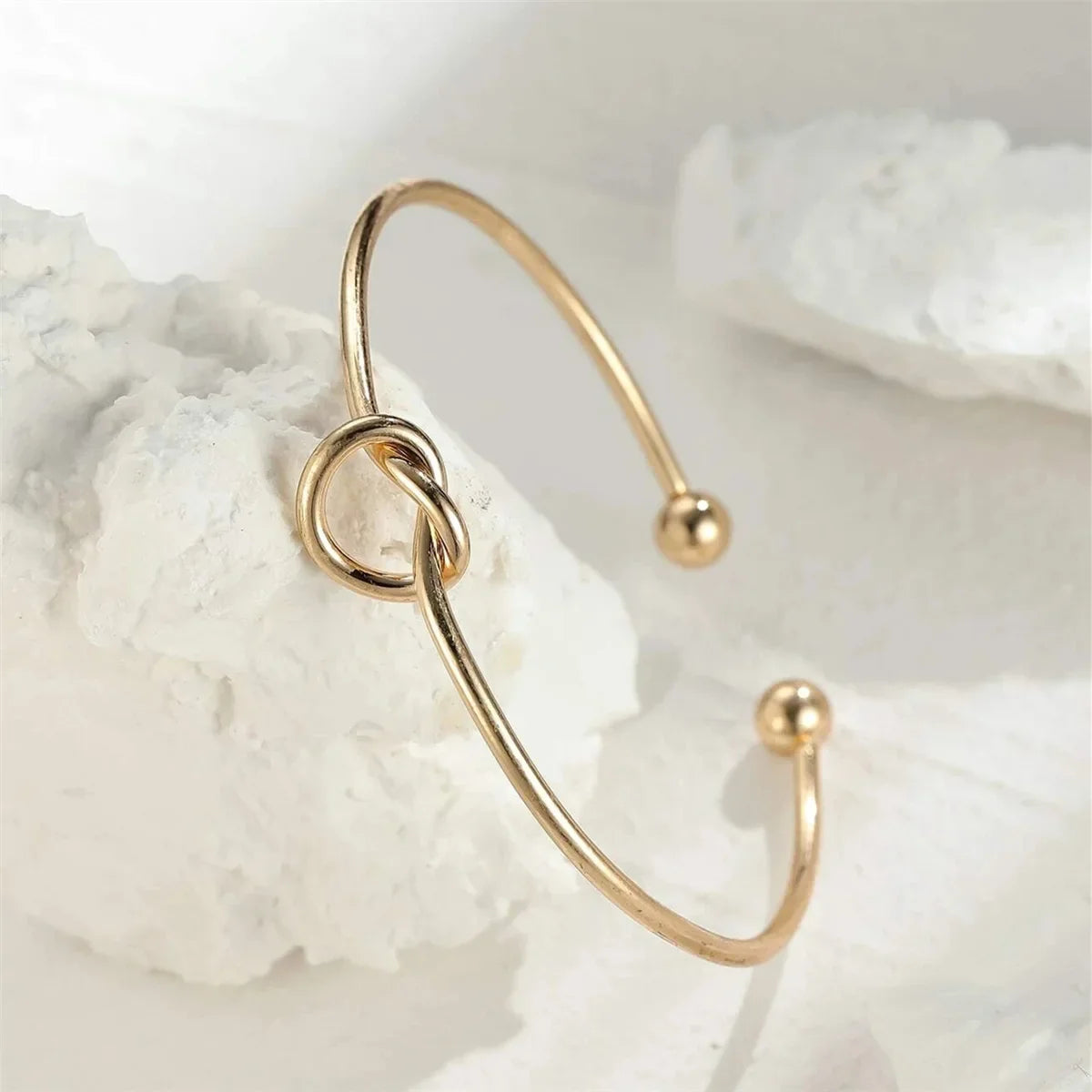 Cesira | Pulsera con detalle de nudo