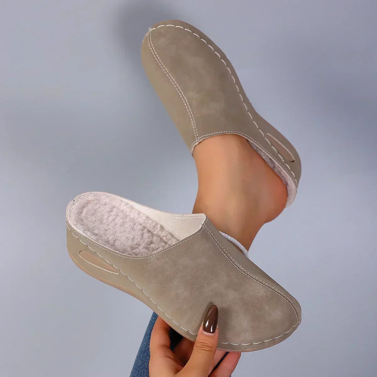 Emanuela | Zapatillas de casa con plantilla acolchada