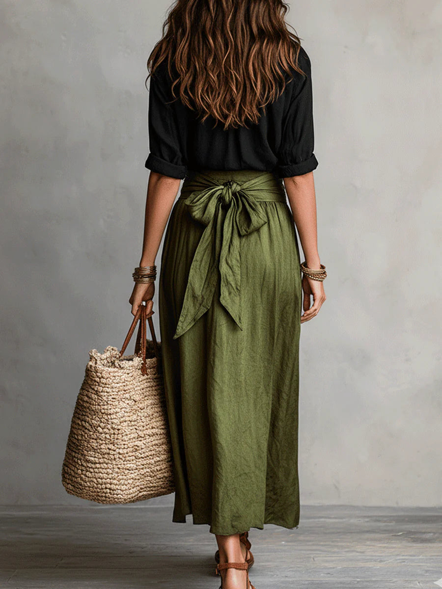 River | Conjunto de camisa negra y falda midi verde oliva