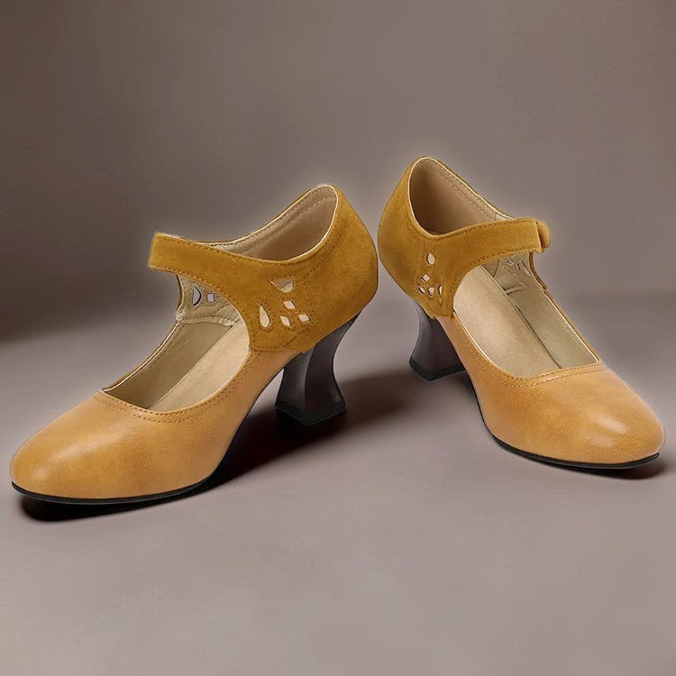 Aveline | Zapatos de salón con tira abotonada al tobillo